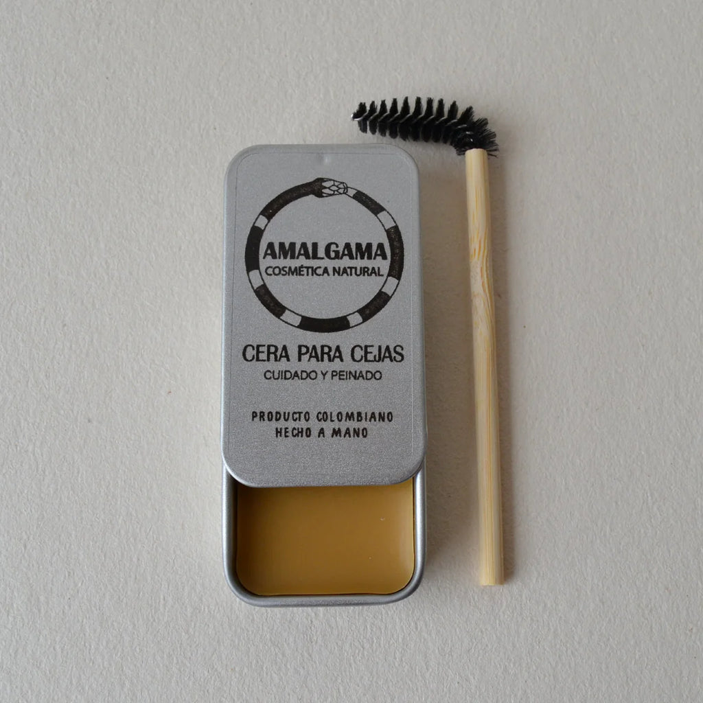 Cera para nutrir y peinar cejas
